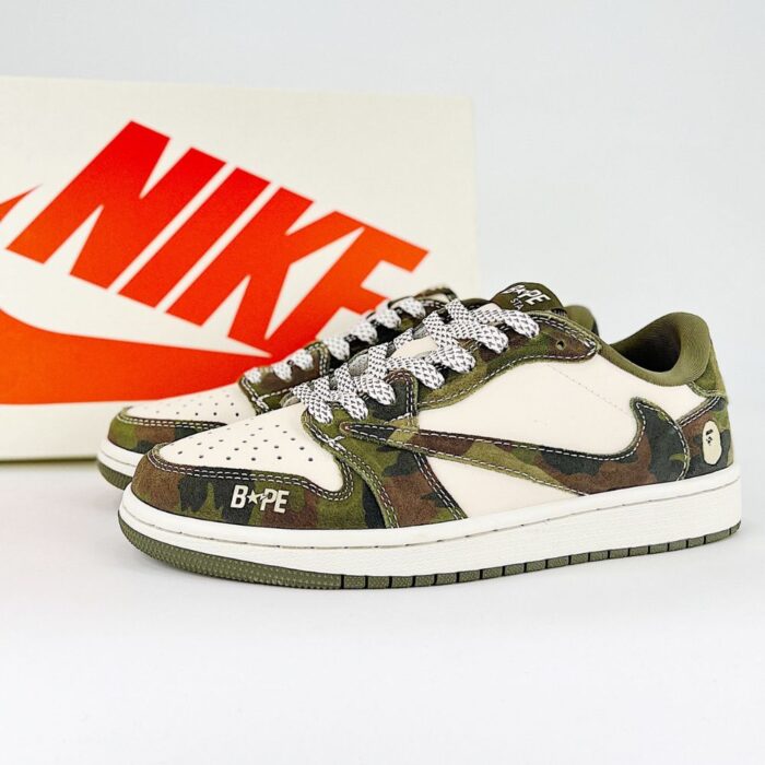 NIKE SB DUNK LOW BAPE TS JOINT CAMOUFLAGE ARMY GREEN BEIGE - Image 2