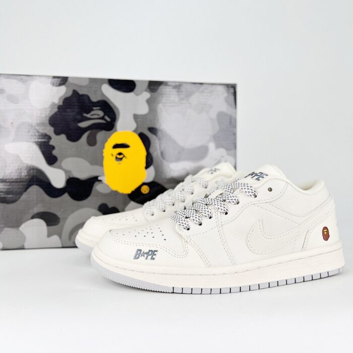 NIKE AIR JORDAN 1 LOW BAPE OFF WHITE GREY - Image 2