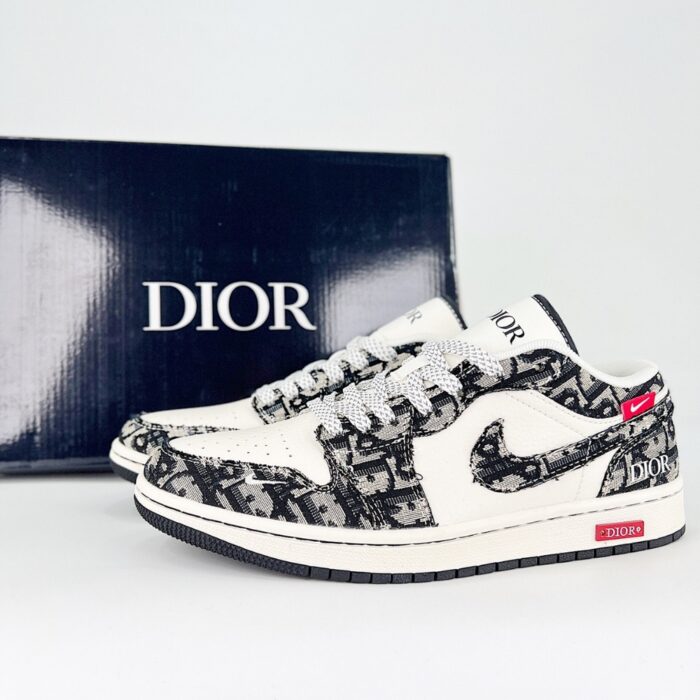 NIKE AIR JORDAN 1 RETRO LOW X DIOR WHITE BLACK - Image 2