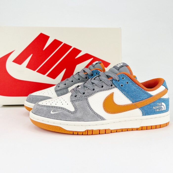 NIKE SB DUNK LOW X THE NORTH FACE GREY NAVY ORANGE - Image 2