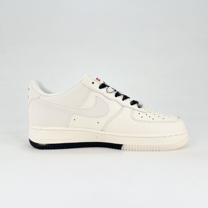 NIKE AIR FORCE 1 LOW X SUPREME OFF WHITE - Image 3