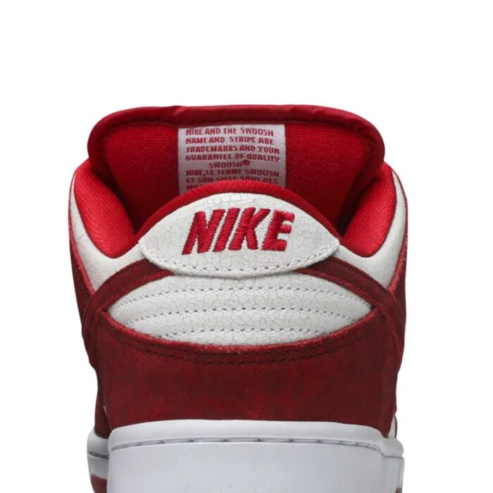 NIKE SB DUNK LOW VALENTINES DAY RED 313170 662 - Image 3