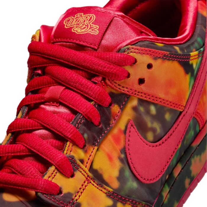 NIKE SB DUNK LOW X THE WIZARD OF OZ RED FZ1291 600 - Image 2