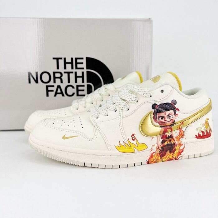 NIKE DUNK SB LOW X THE NORTH FACE NE ZHA WHITE - Image 2