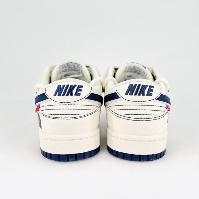 NIKE DUNK SB LOW X SUPREME X THE NORTH FACE NAVY WHITE - Image 3