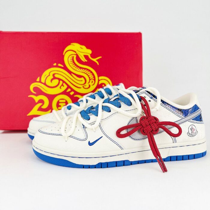 NIKE DUNK SB LOW X MONCLER LUNAR YEAR OF THE SNAKE BLUE WHITE - Image 2