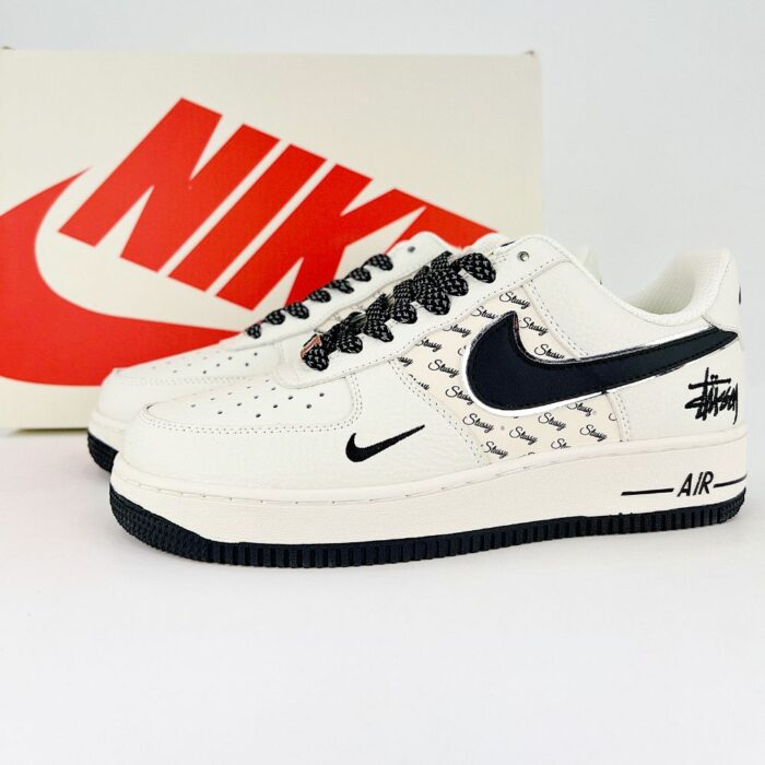 NIKE AIR FORCE 1 X STUSSY BLACK BEIGE - Image 2