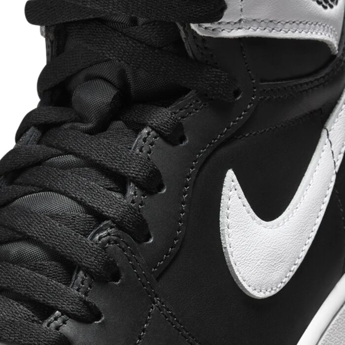 NIKE AIR JORDAN 1 HIGH OG WHITE BLACK DZ5485 010 - Image 4