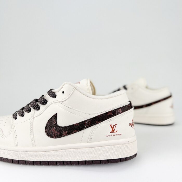 NIKE AIR JORDAN 1 LOW X LOUIS VUITTON OG SP BEIGE BROWN LV MONOGRAM - Image 3