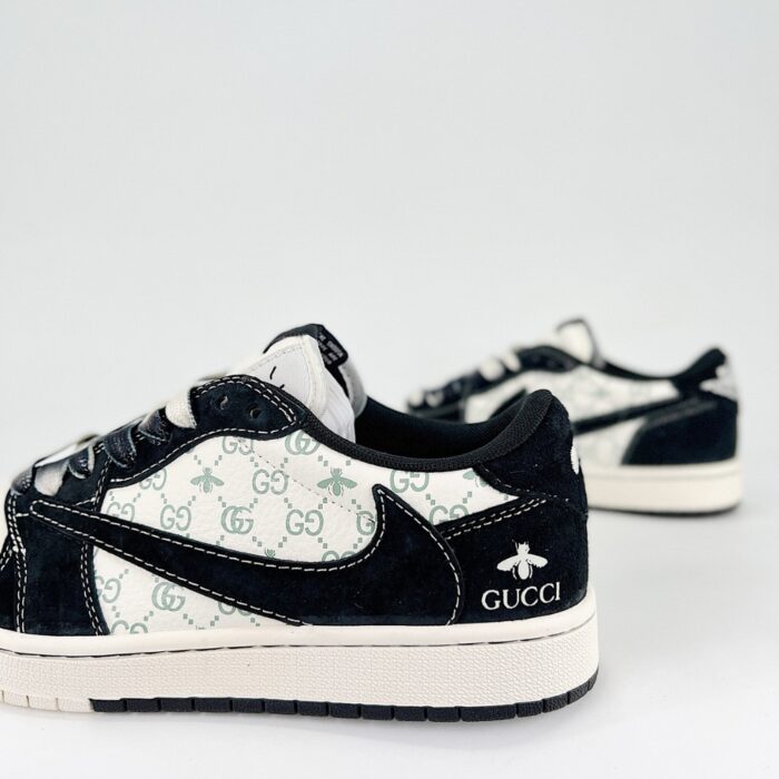 NIKE AIR JORDAN 1 LOW X GUCCI X TRAVIS SCOTT BLACK WHITE - Image 3