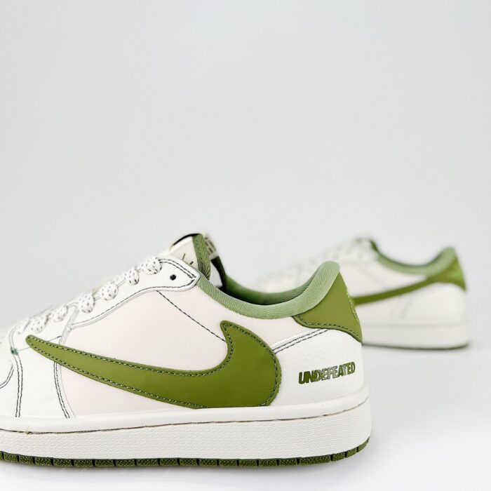 NIKE AIR JORDAN 1 LOW X TRAVIS SCOTT X UNDEFEATED WHITE GREEN - Image 3