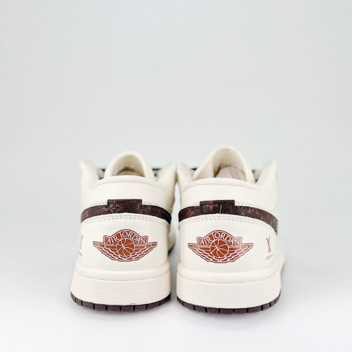 NIKE AIR JORDAN 1 LOW X LOUIS VUITTON OG SP BEIGE BROWN LV MONOGRAM - Image 5