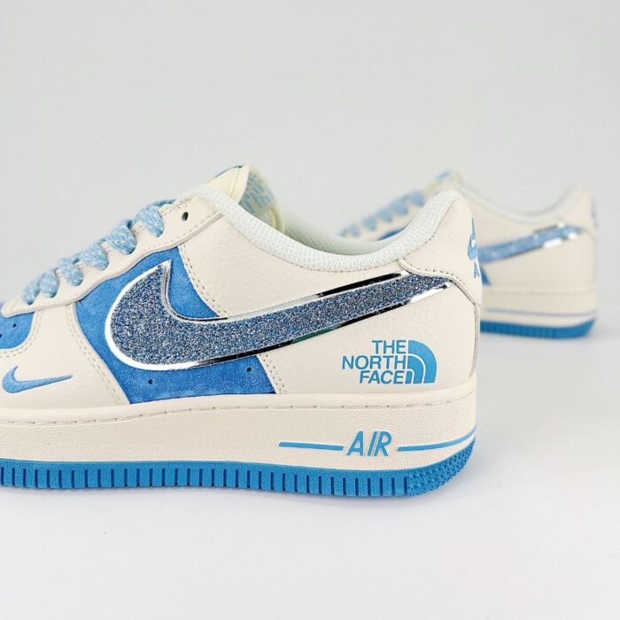 NIKE AIR FORCE 1 LOW X THE NORTH FACE BLUE BEIGE - Image 3