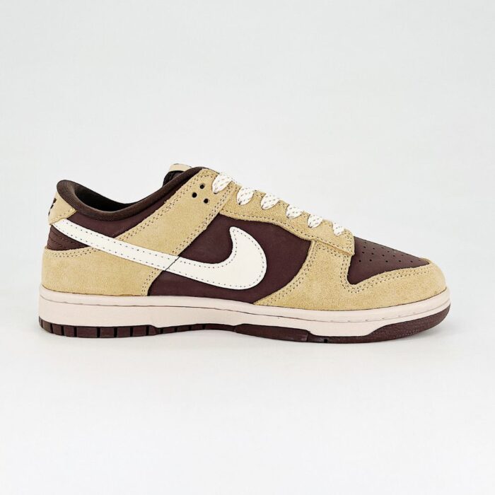 NIKE SB DUNK LOW X LOUIS VUITTON BROWN - Image 3