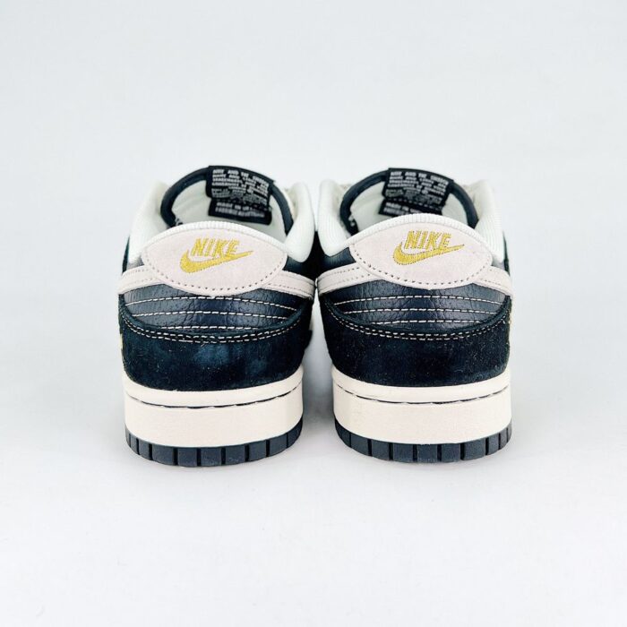 NIKE DUNK SB LOW X STUSSY BLACK WHITE - Image 3