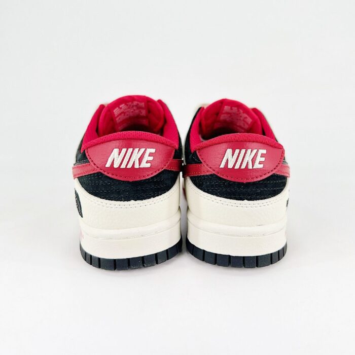 NIKE DUNK SB LOW X THE NORTH FACE RED BEIGE - Image 3