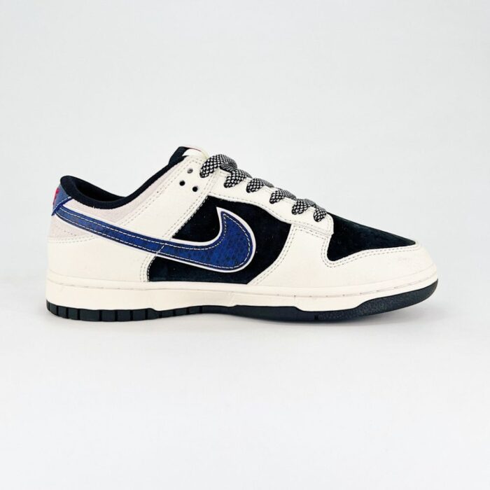 NIKE DUNK SB LOW X STUSSY LUNAR YEAR OF THE SNAKE NAVY BLACK WHITE - Image 3