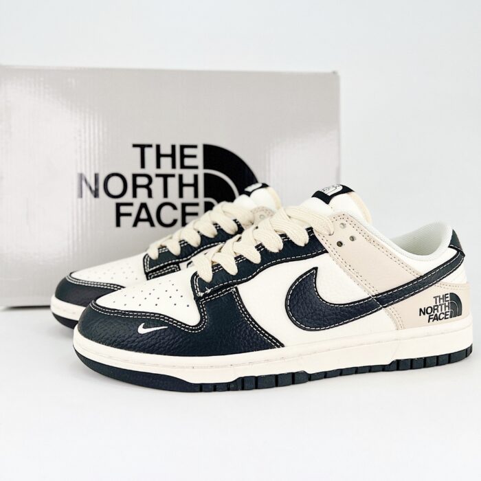 NIKE SB DUNK LOW X THE NORTH FACE WHITE BLACK RICE HOOK XX9933 033 - Image 2