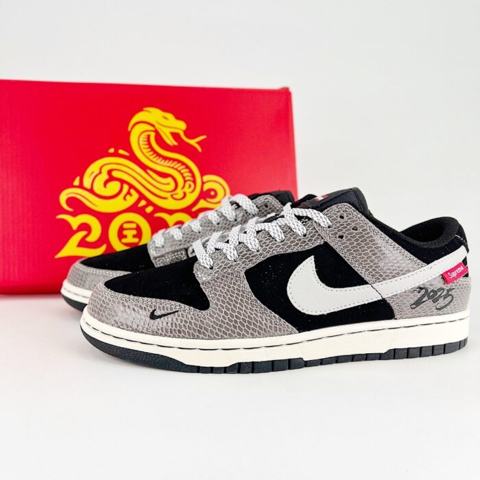 NIKE SB DUNK LOW X SUPREME YEAR OF THE SNAKE LIMITED EDITION BLACK GRAY SMALL HOOK STARS XS1086 017 - Image 2