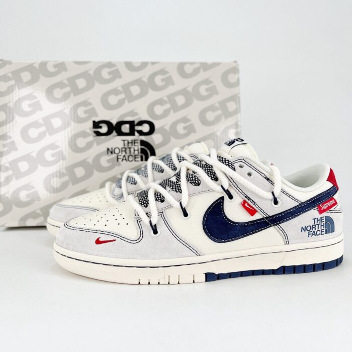 NIKE SB DUNK LOW X THE NORTH FACE X SUPREME X CDG STRAP BEIGE NAVY BLUE SWOOSHES YX5066 232 - Image 2