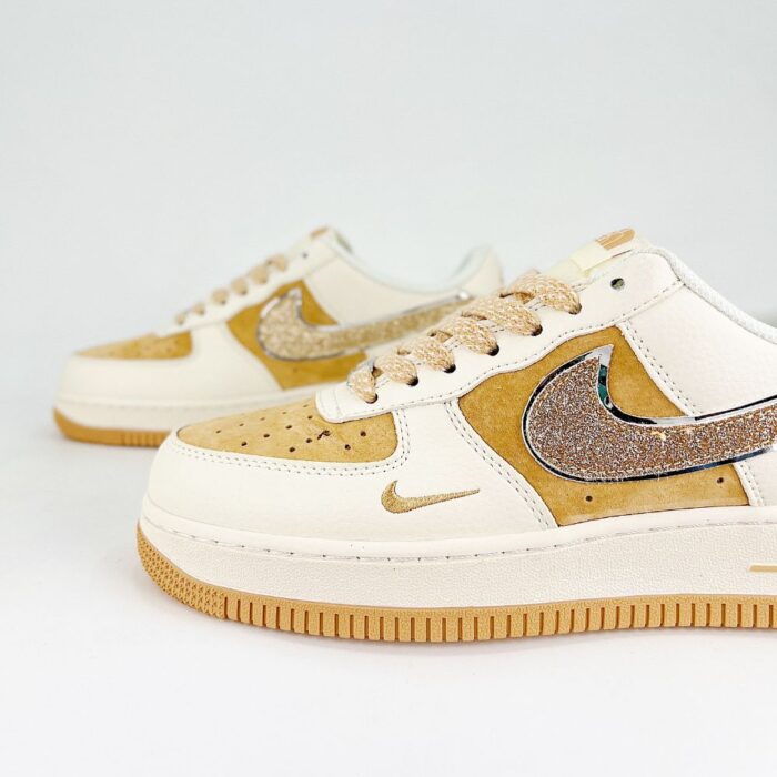 NIKE AIR FORCE 1 LOW X THE NORTH FACE ORANGE - Image 4