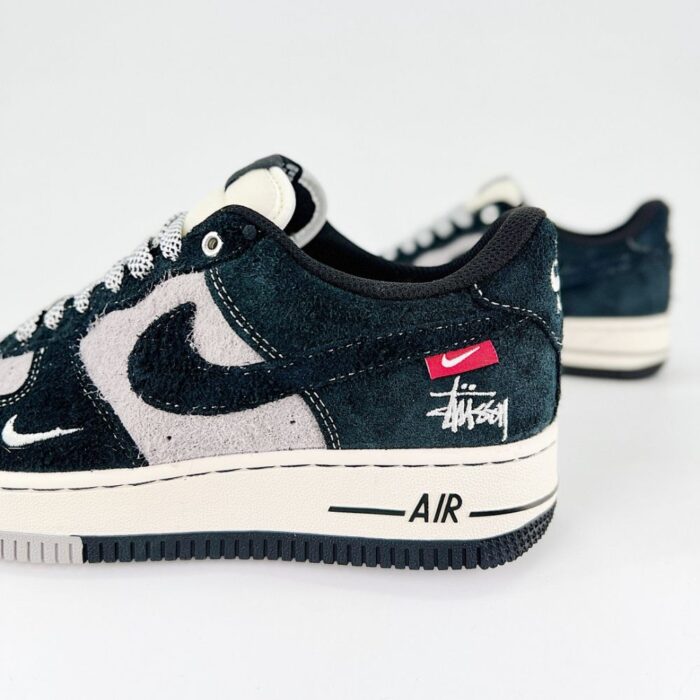 NIKE AIR FORCE 1 LOW X STUSSY BLACK GREY - Image 4