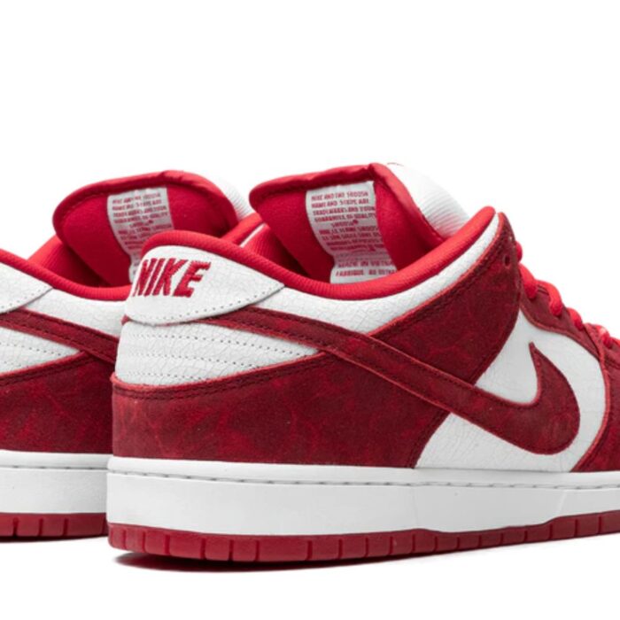 NIKE SB DUNK LOW VALENTINES DAY RED 313170 662 - Image 4