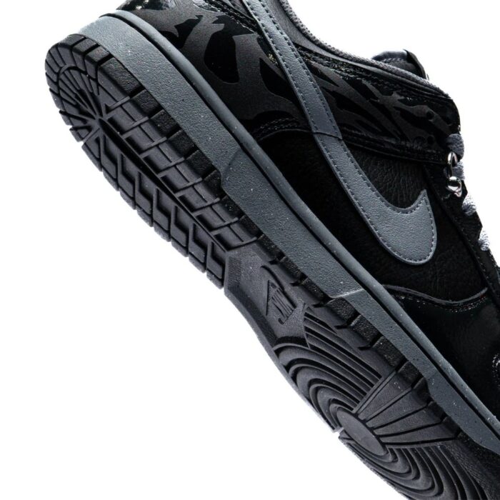 NIKE DUNK LOW BERLIN BLACK GREY FZ3053 001 - Image 4