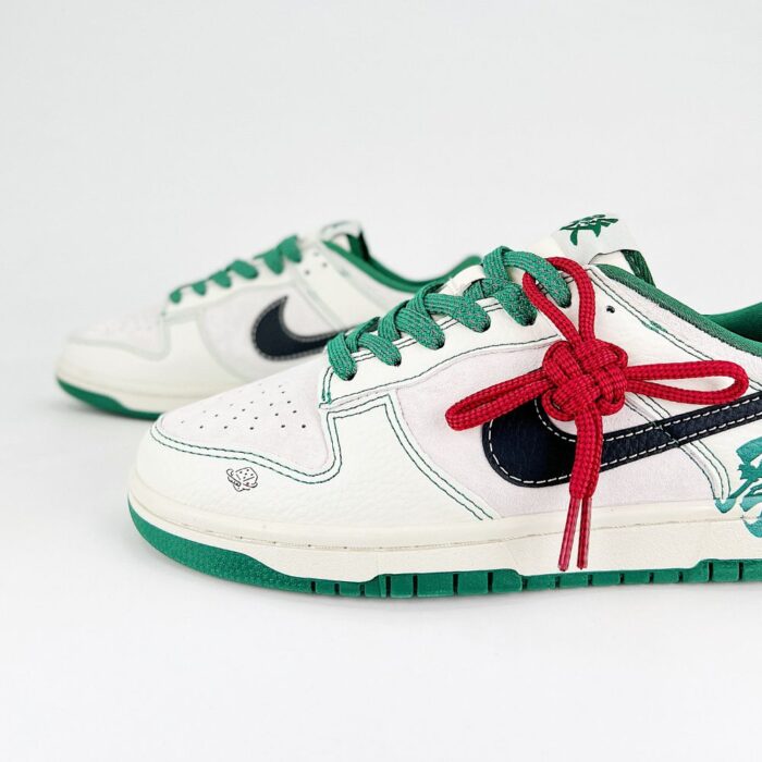 NIKE DUNK SB LOW LUNAR YEAR OF THE SNAKE WHITE GREEN - Image 4