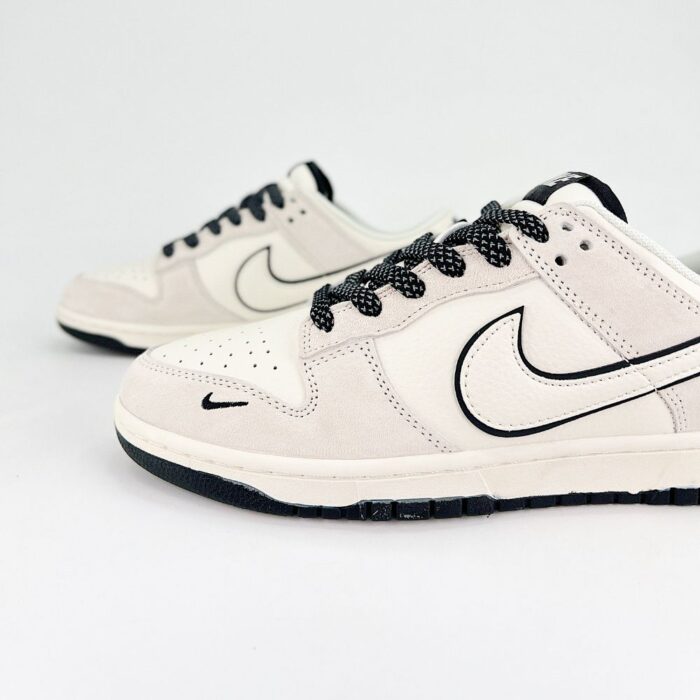 NIKE DUNK SB LOW NEUTRAL GREY - Image 4