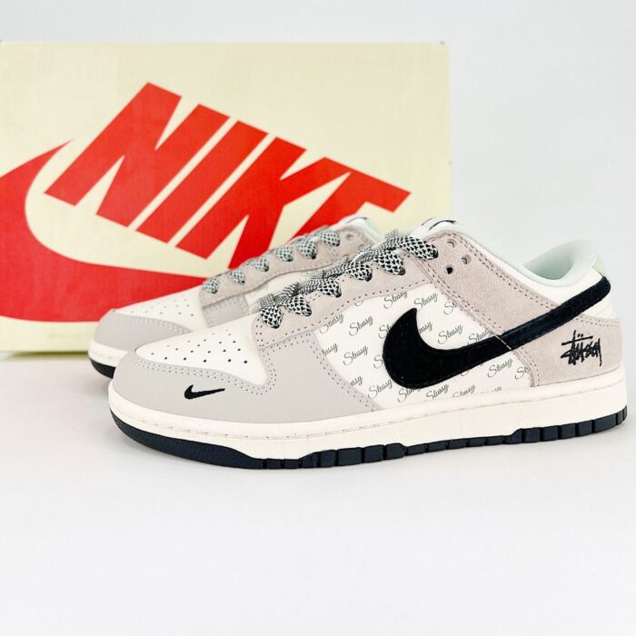 NIKE DUNK SB LOW X STUSSY GREY WHITE - Image 2