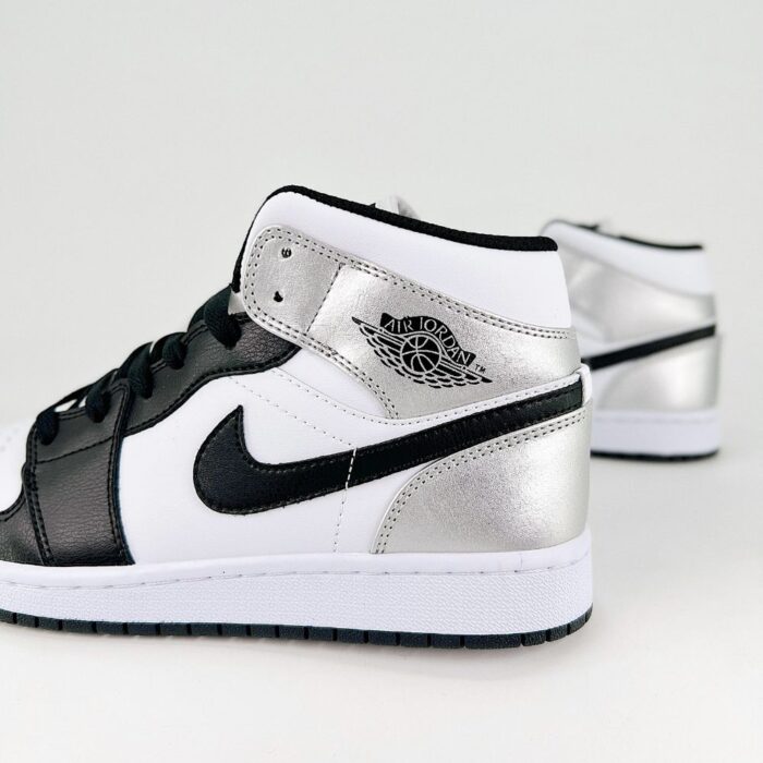 NIKE AIR JORDAN 1 MID SILVER TOE BLACK WHITE - Image 4