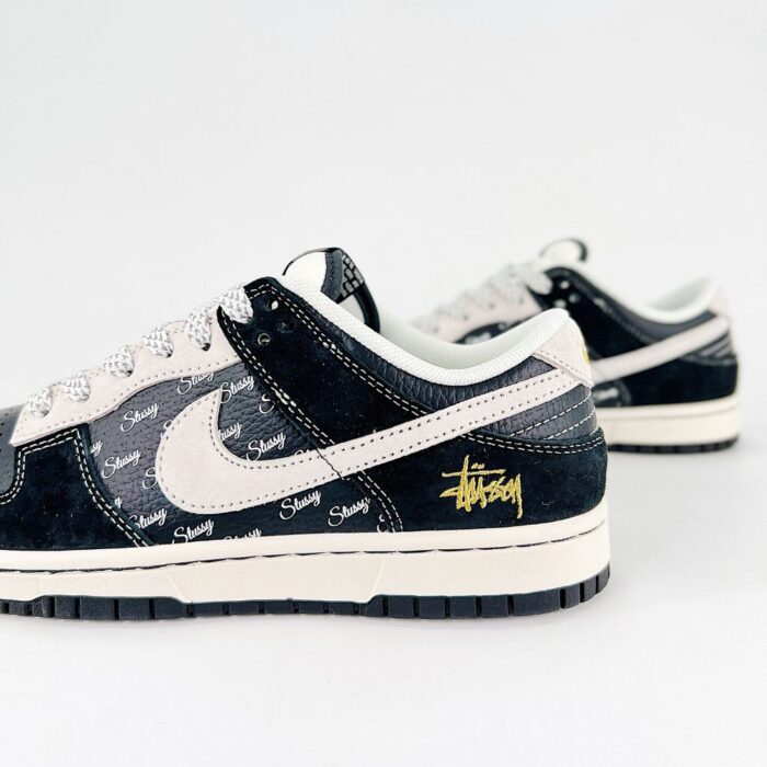 NIKE DUNK SB LOW X STUSSY BLACK WHITE - Image 5