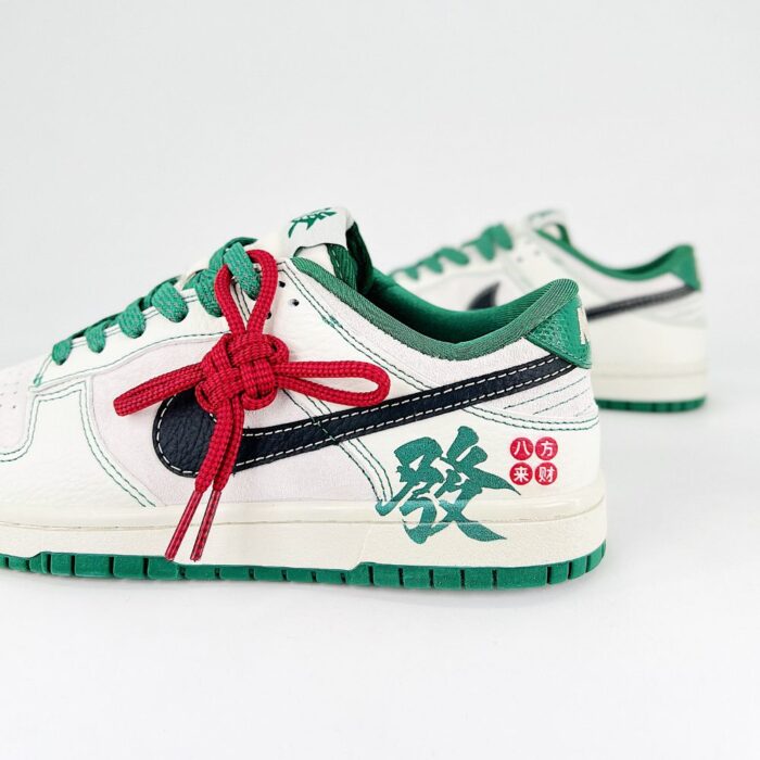 NIKE DUNK SB LOW LUNAR YEAR OF THE SNAKE WHITE GREEN - Image 3