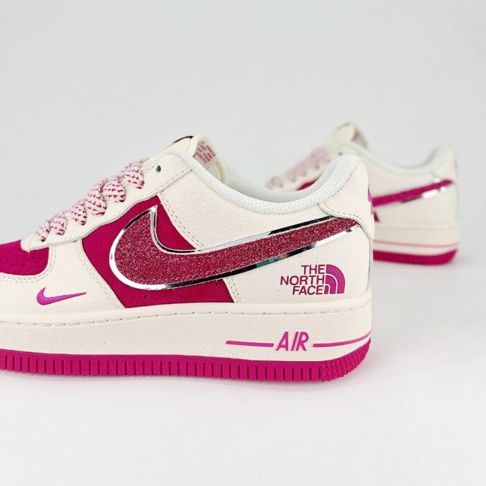 NIKE AIR FORCE 1 LOW X THE NORTH FACE RED BEIGE - Image 4