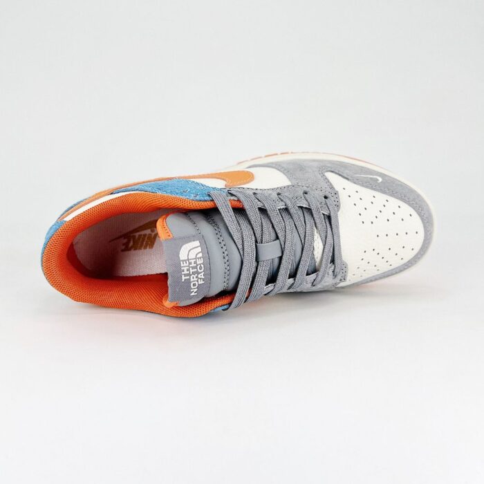 NIKE SB DUNK LOW X THE NORTH FACE GREY NAVY ORANGE - Image 6