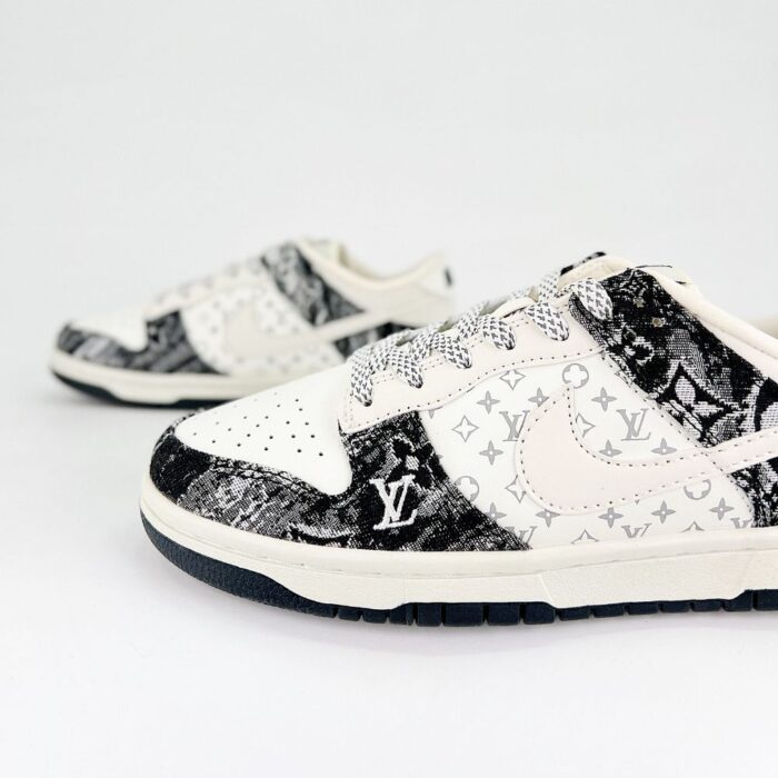 NIKE SB DUNK LOW X LOUIS VUITTON MONOGRAM DENIM WHITE BLACK - Image 6