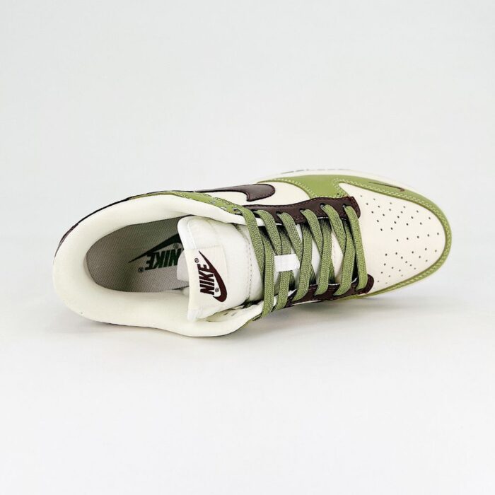 NIKE DUNK SB LOW X STUSSY AVOCADO GREEN - Image 6