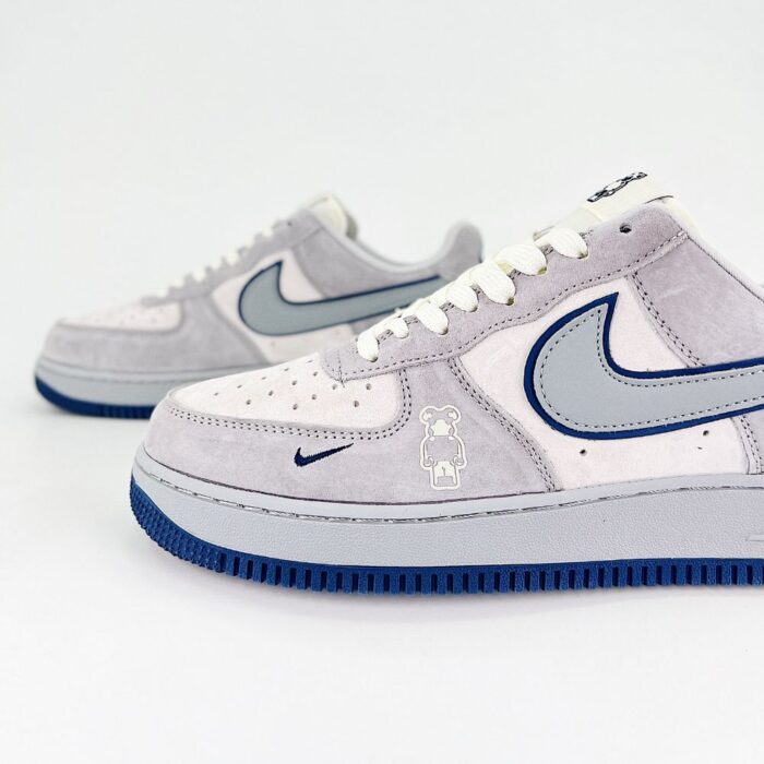 NIKE DUNK SB LOW X STUSSY X BEARBRICK GREY NAVY - Image 6