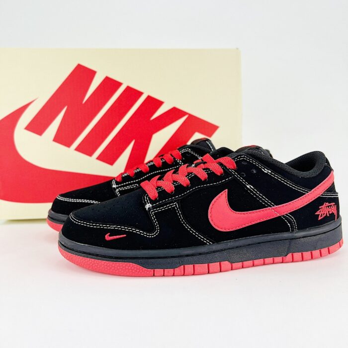 NIKE SB DUNK LOW X STUSSY BLACK RED HOOK - Image 2