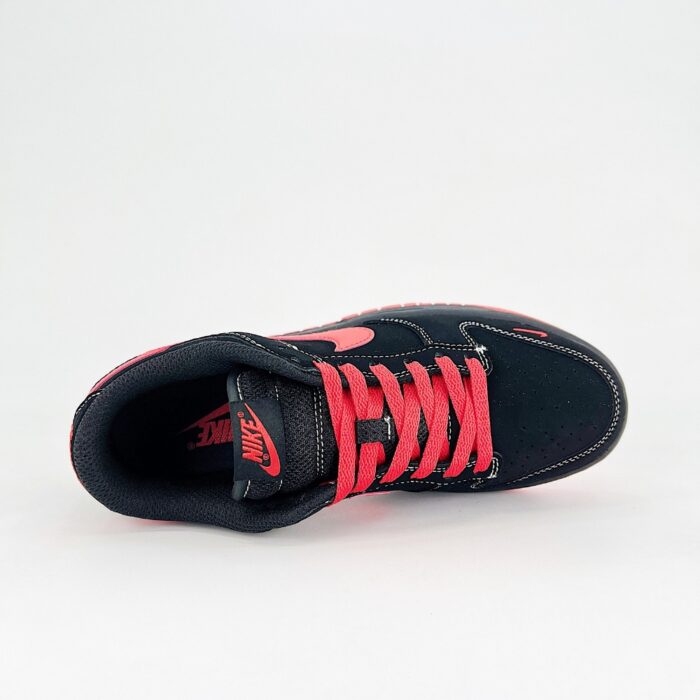 NIKE SB DUNK LOW X STUSSY BLACK RED HOOK - Image 4