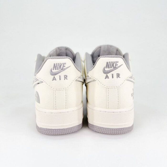 NIKE AIR FORCE 1 LOW X THE NORTH FACE X CDG GREY BEIGE - Image 7