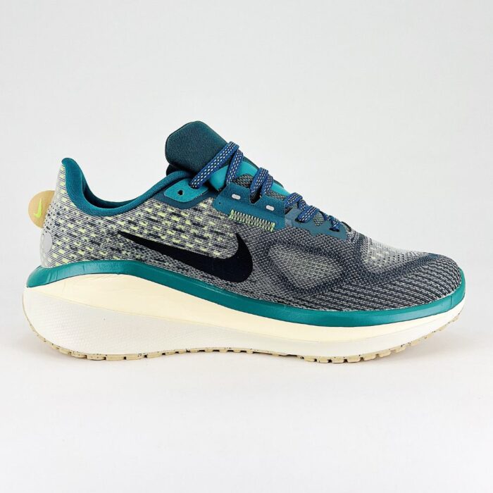 NIKE AIR ZOOM VOMERO 17 LOW DEEP JUNGLE GREEN - Image 7