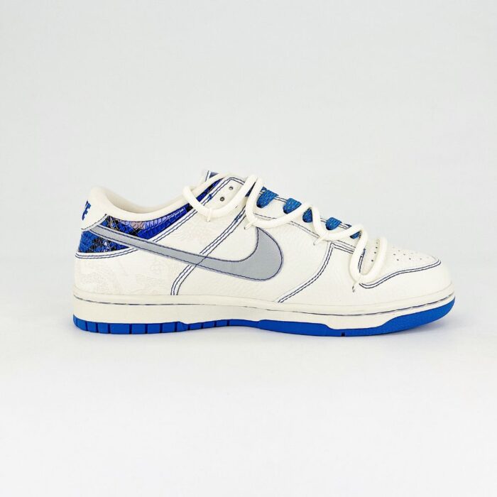 NIKE DUNK SB LOW X MONCLER LUNAR YEAR OF THE SNAKE BLUE WHITE - Image 7