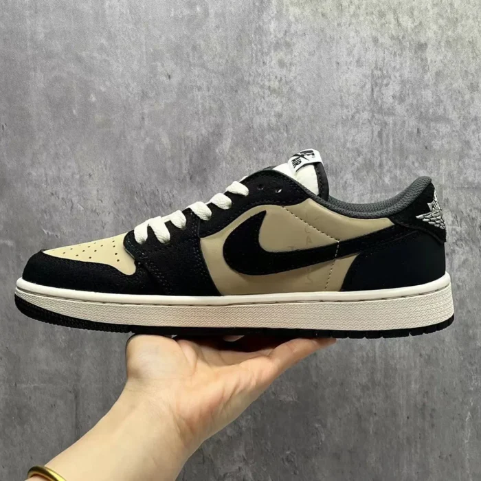 Travis Scott x AJ 1 Low OG “Pale Vanilla” Shoes Sneakers – nk0003938 - Image 8