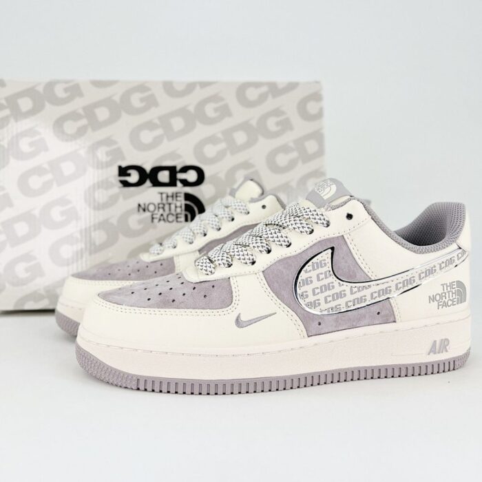 NIKE AIR FORCE 1 LOW X THE NORTH FACE X CDG GREY BEIGE - Image 2