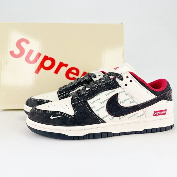 NIKE DUNK SB LOW X SUPREME BLACK WHITE RED - Image 2