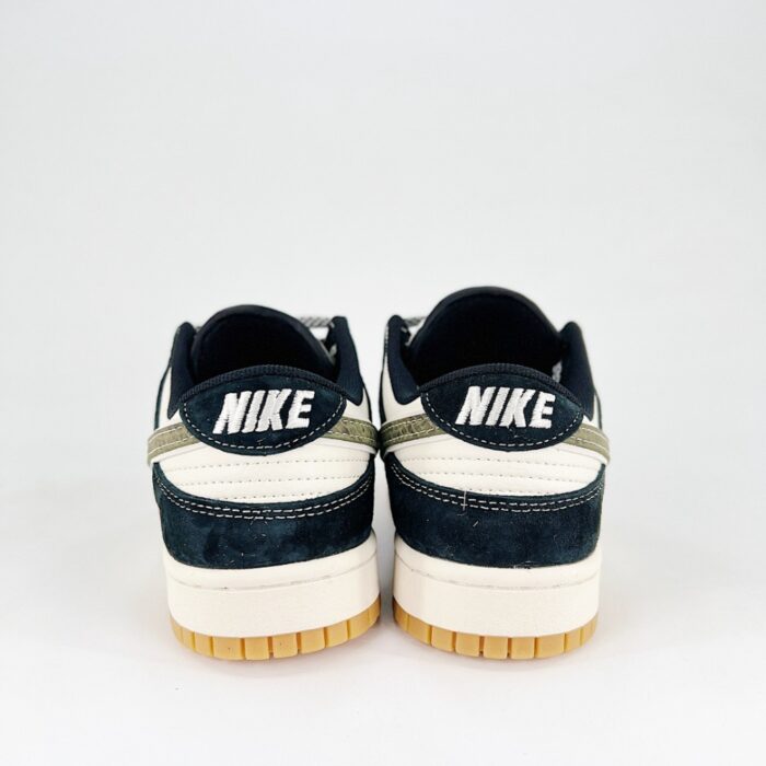 NIKE SB DUNK LOW X SUPREME JOINT SNAKE WHITE BLACK GREEN XF8698 049 - Image 5