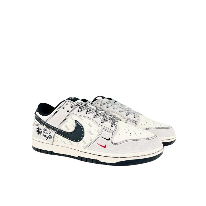 NIKE SB DUNK LOW X STUSSY JOINT WHITE LIGHT GRAY PATCH YX5066 220