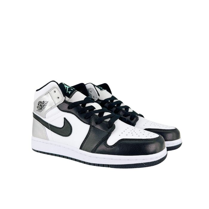 NIKE AIR JORDAN 1 MID SILVER TOE BLACK WHITE